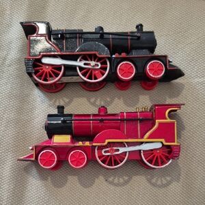 2 Vintage Style Black and Red Toy Locomotive Set